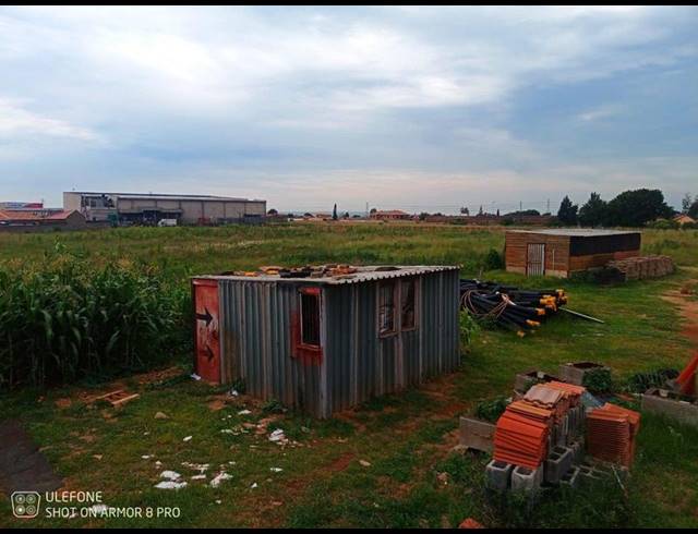 LAND FOR SALE IN DAWN PARK EXT